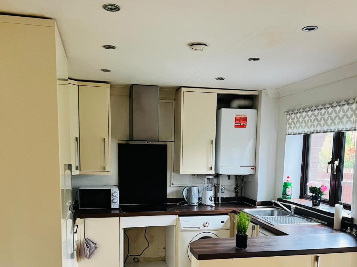 Apartment Clove, House With 3br, 1 Extra Room, 3 Free Parking Spaces, Wifi And Garden
